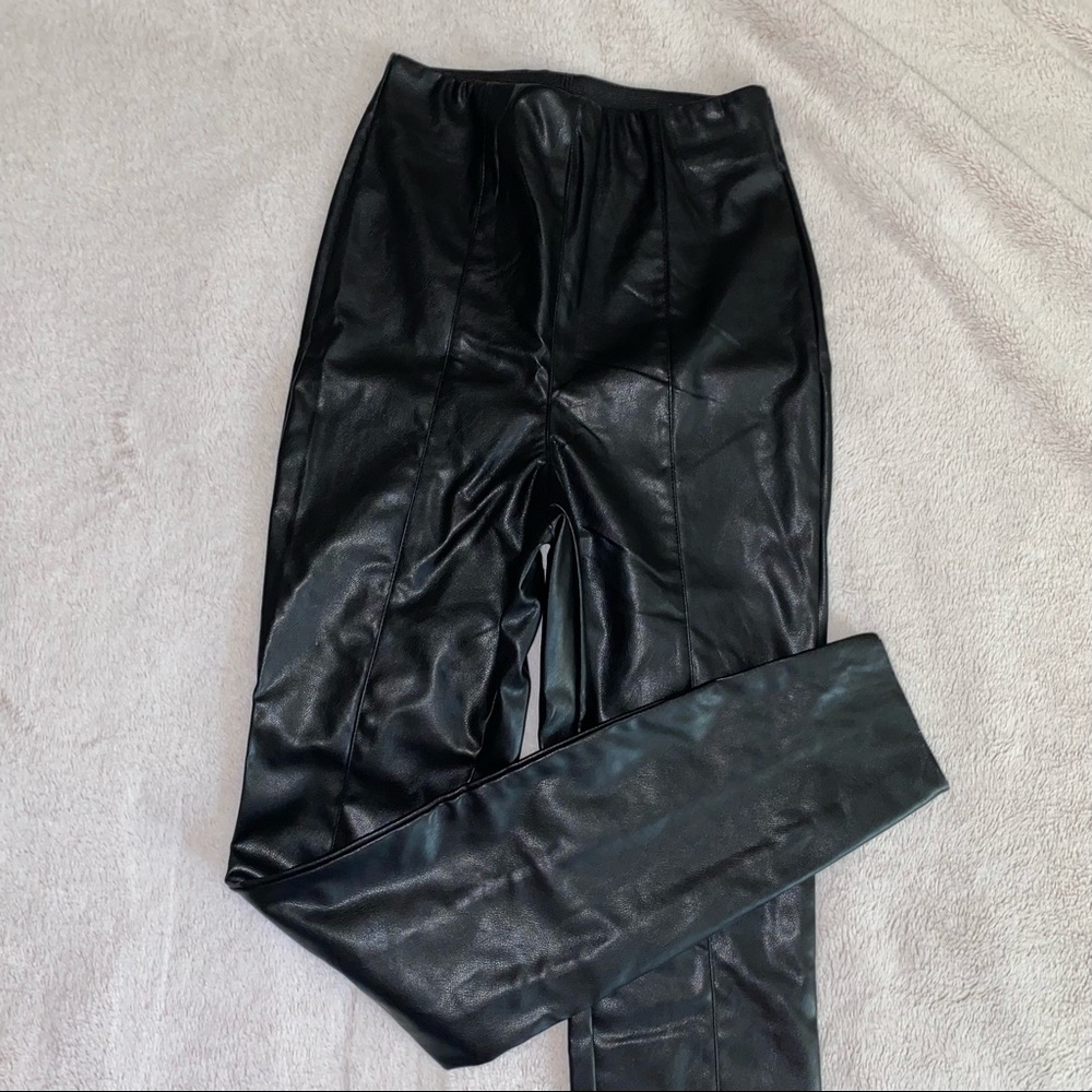 SIZE 0 H&M BLACK FAUX LEATHER LEGGINGS